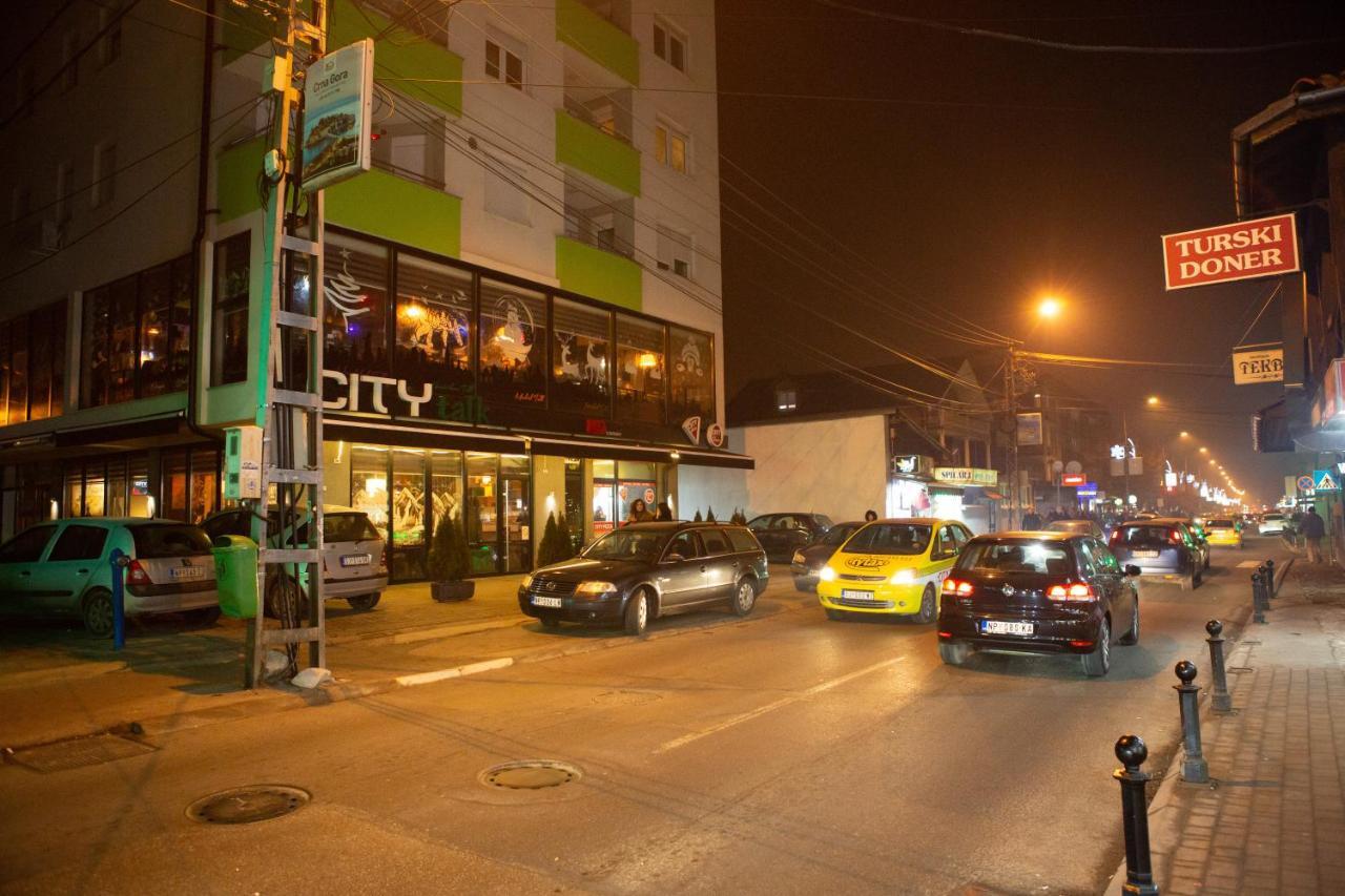 Novi Pazar Apartman Lux Екстер'єр фото